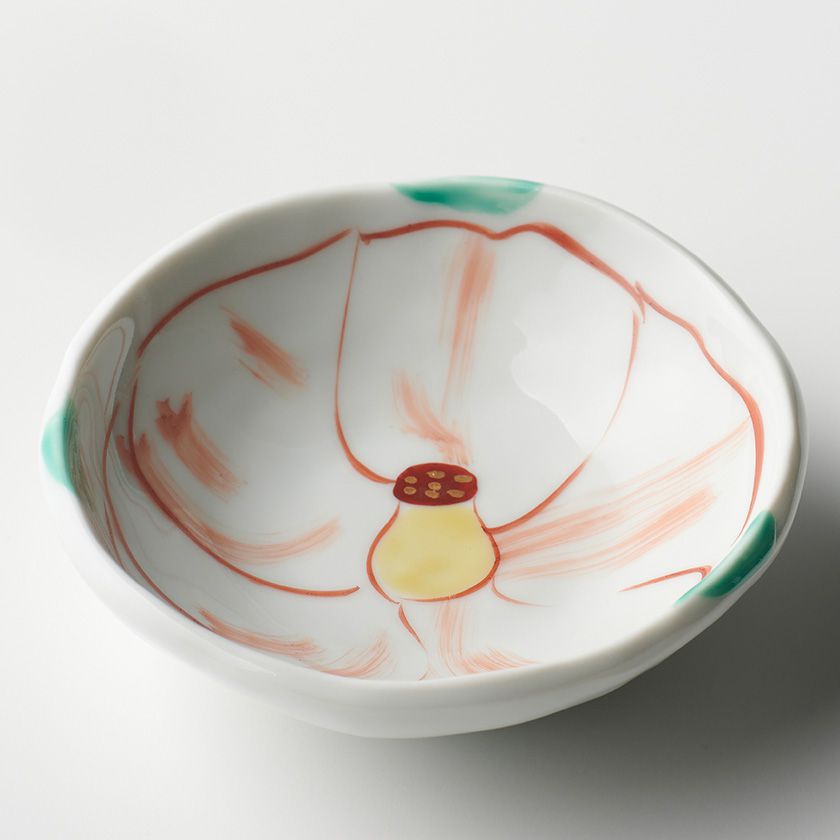 蔵珍窯（ぞうほうがま） 色絵椿 深豆皿 10cm (お取り寄せ品)// 美濃焼
