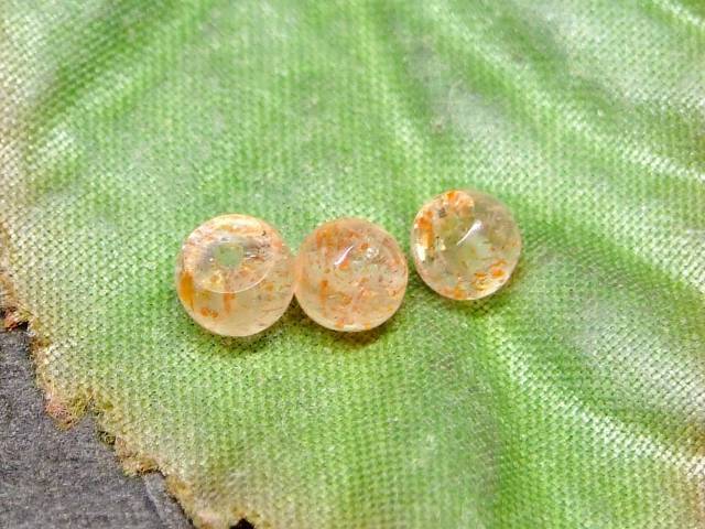 g3-193A 卸90円→45円 今月の半額 わけあり 4mm ゴールドサンストーン