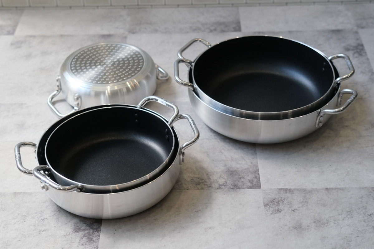 パール金属 両手鍋 20cm IH対応 オーブンにも使える卓上鍋 （ ガス火