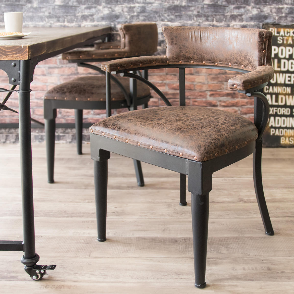 宮武製作所 チェア 座面高50cm レザー調 ヴィンテージ加工 スタッズ