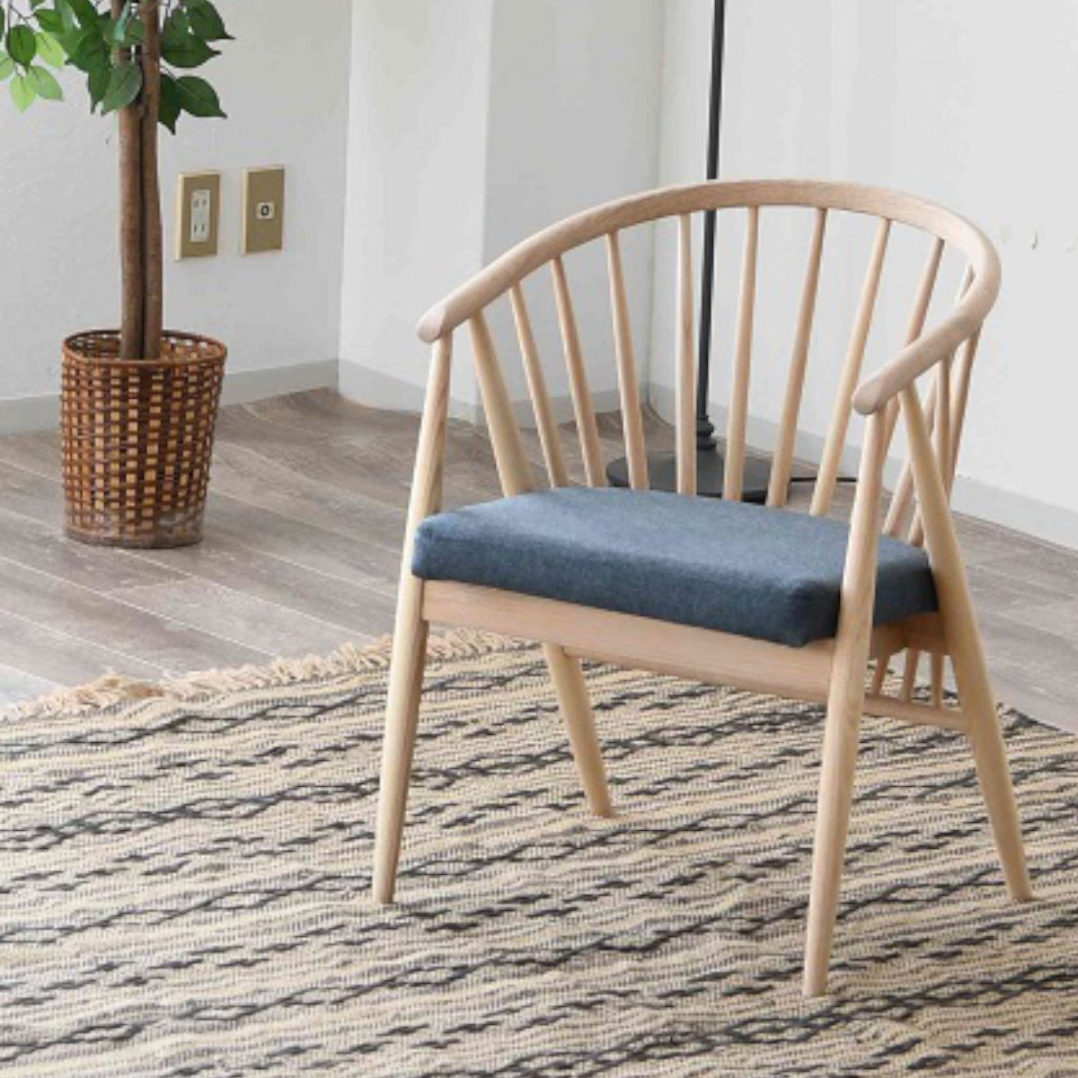 ダイニングチェア 同色2脚セット 座面高43cm セルビア （ カーブ 丸み