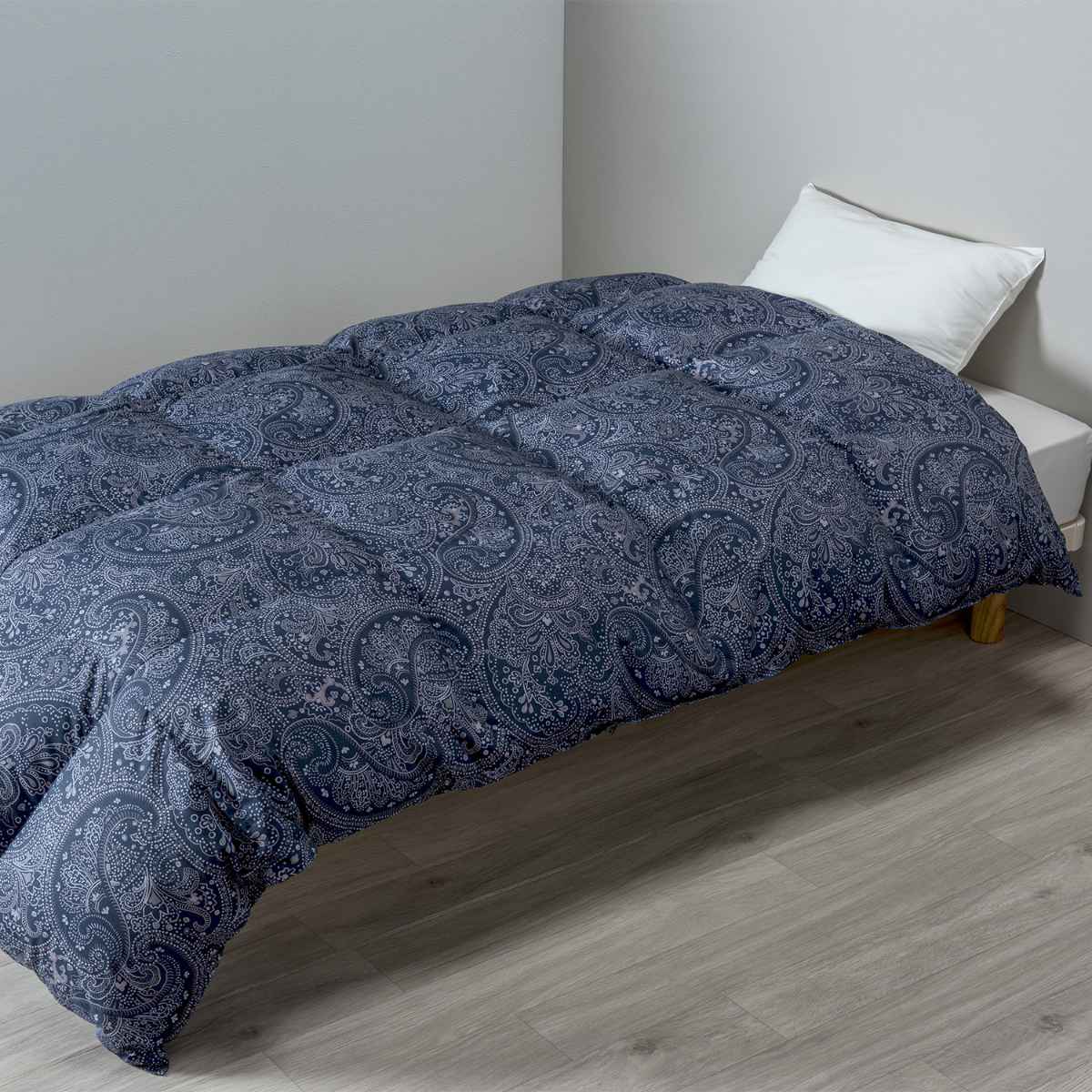 西川 羽毛布団 ホワイトダックダウン93％ ペイズリー柄 シングルロング