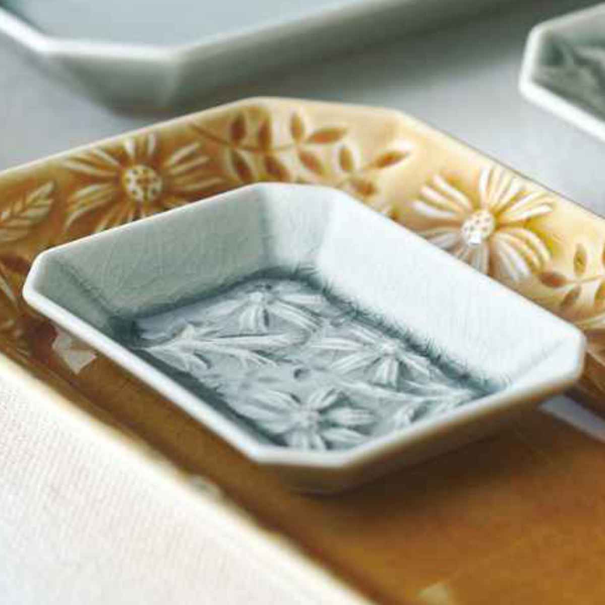 aito製作所 プレート 9cm 角小皿 マーガリート 陶器 瀬戸焼 同色5枚