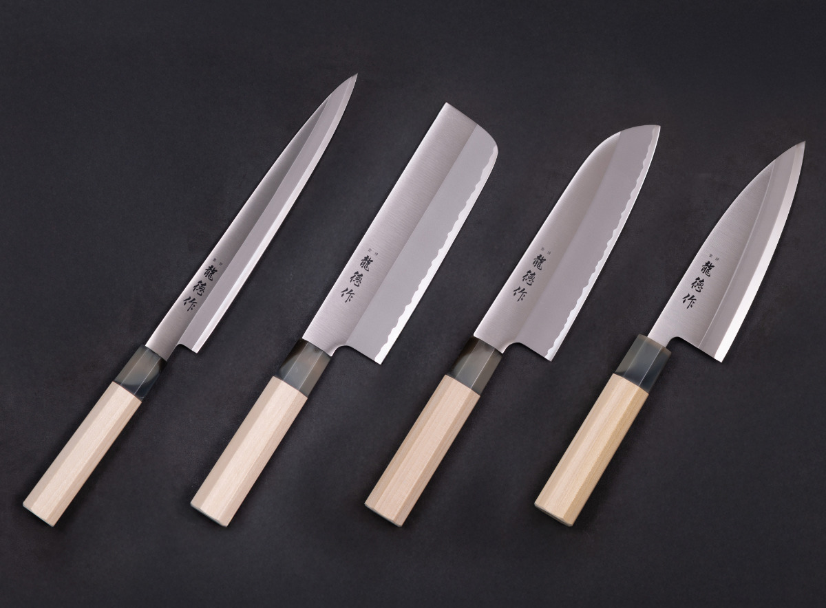 柳刃包丁 21cm 龍徳作 八角柄 和包丁 日本製 （ 刺身包丁 さしみ包丁