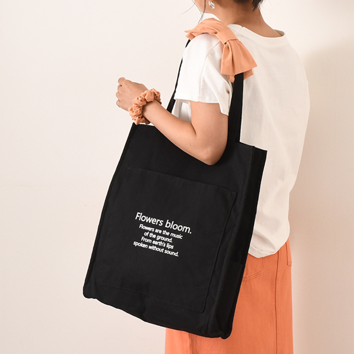 REAL STYLE トートバッグ 推し活 うちわが入る 大容量 大きめ マチ広