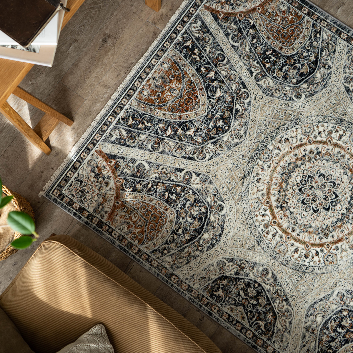 サヤンサヤン ラグ オリエンタル柄 約 1畳 ペルシャ 絨毯 アクセント