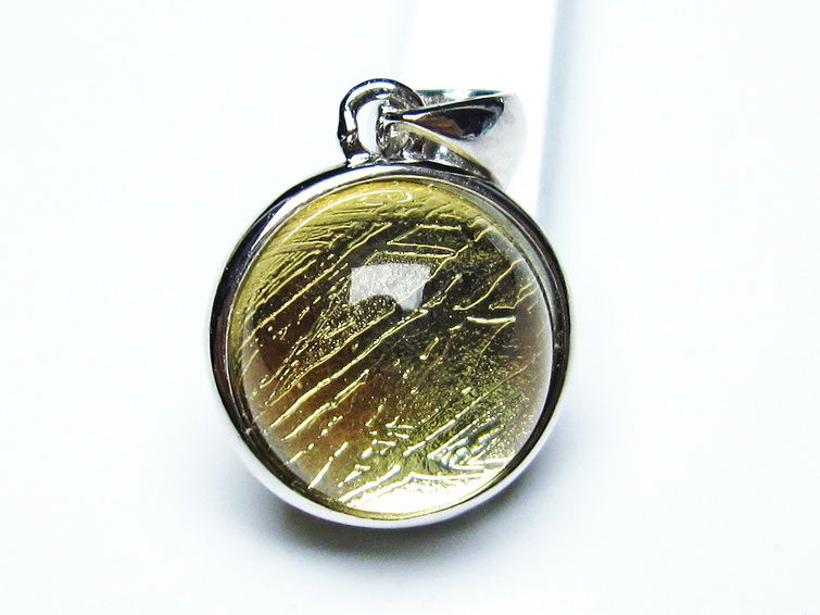 ギベオン隕石 ペンダント｜Gibeon メテオライト 鉄隕石 ナミビア産