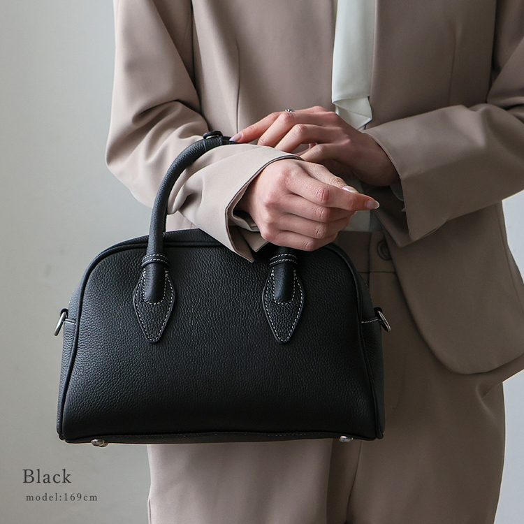 VitaFelice（ヴィータフェリーチェ） ショルダーバッグ レディース 本