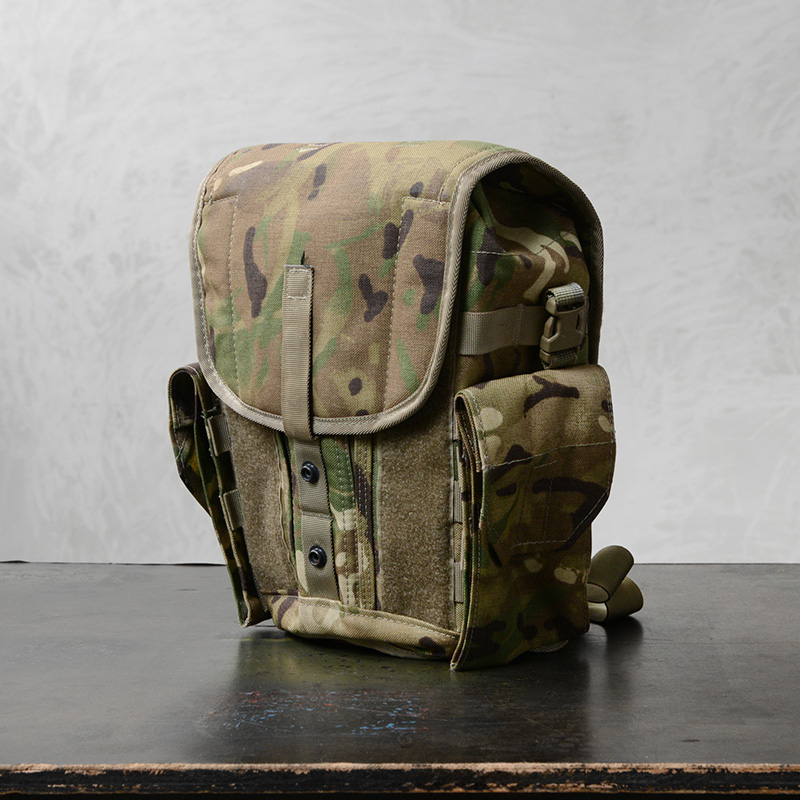 MILITARY（ミリタリー） 実物 USED イギリス軍 ガスマスクバッグ