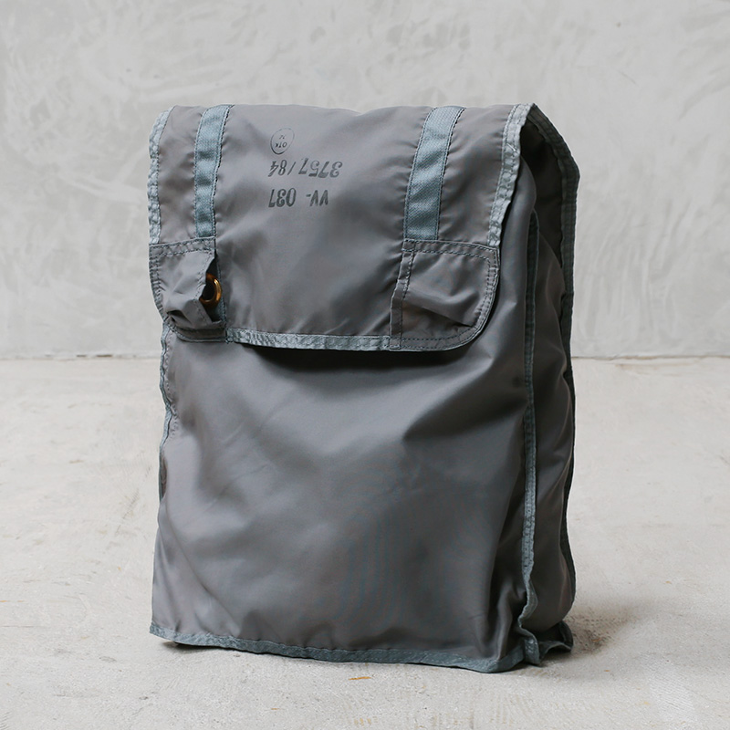 MILITARY（ミリタリー） 実物 新品 デッドストック チェコ軍 OVP80