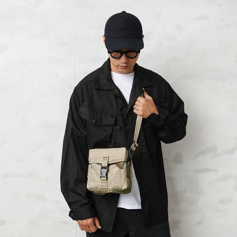 MILITARY（ミリタリー） 実物 新品 デッドストック 米軍 チャプレン