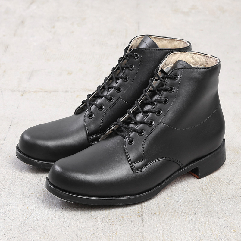 MILITARY（ミリタリー） 実物 新品 デッドストック チェコ軍 7HOLE