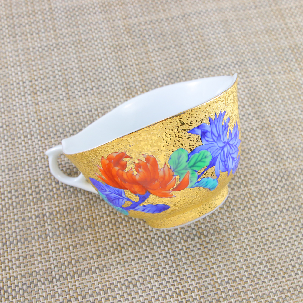 ティーカップ 有田焼 古伊万里 伝統工芸士 江口天童作 金彩菊絵