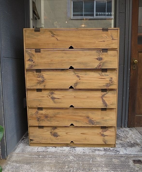 木味の良いパタパタ扉の6段収納棚 - 古道具＋original‐紫山‐ shizan