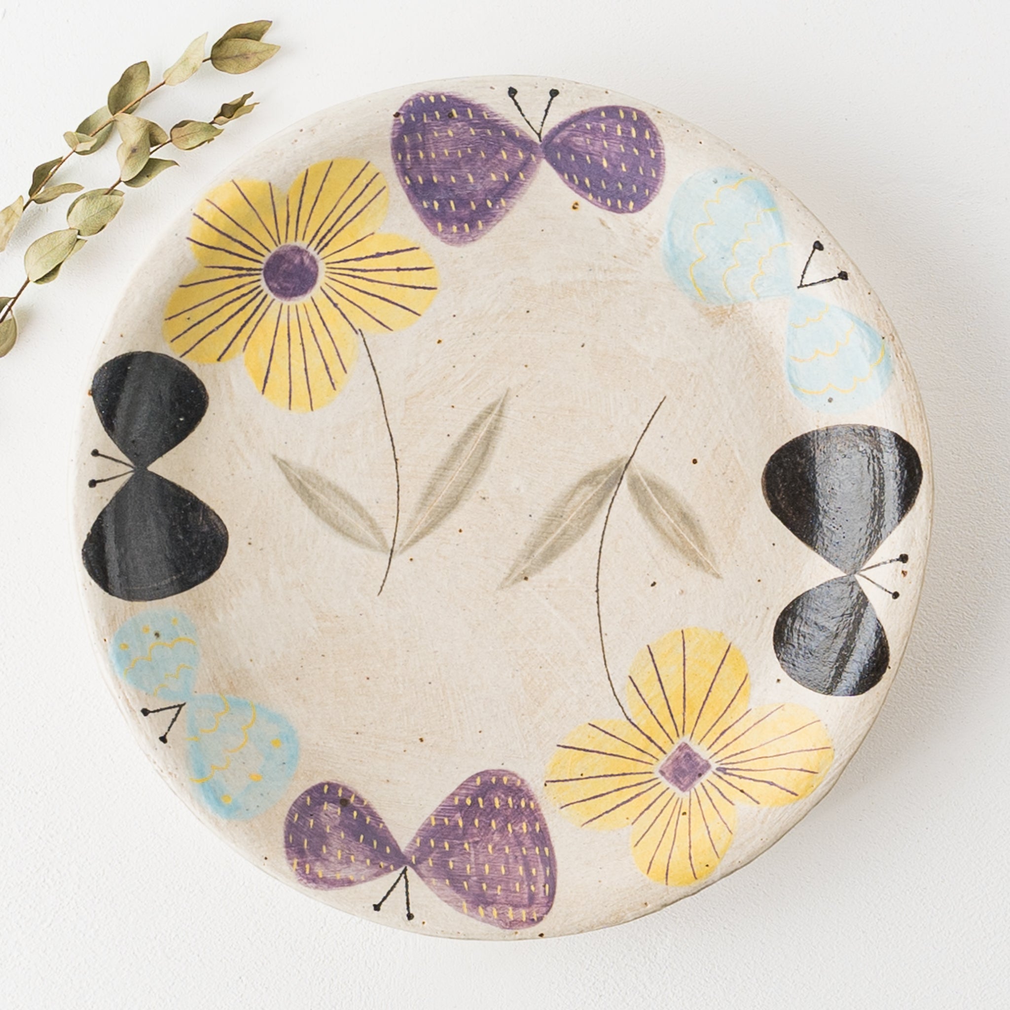 作家 森野奈津子 色化粧 丸皿 大 お花 ちょうちょ｜和食器通販 四季折