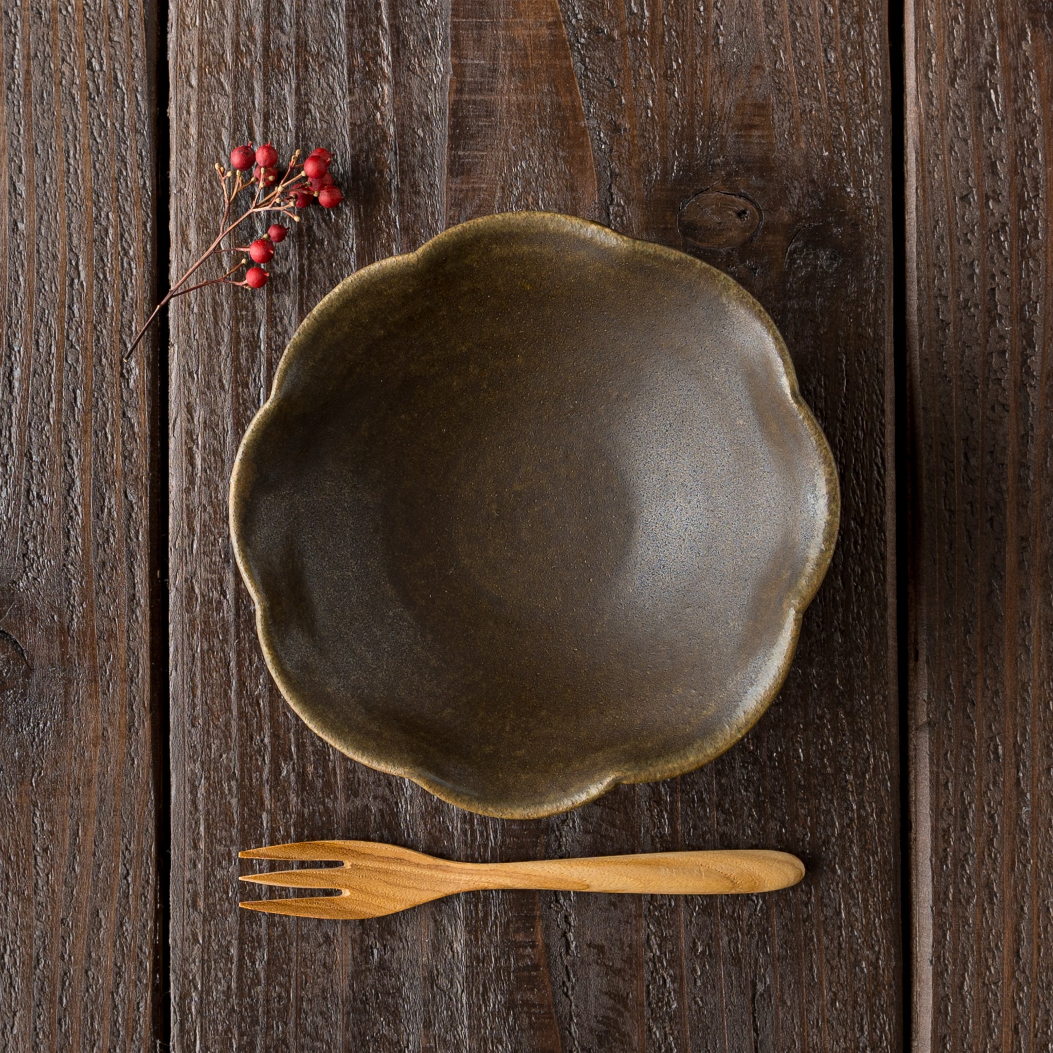 古谷製陶所 古谷浩一 サビ釉 輪花小鉢｜和食器通販 四季折折 – 四季折