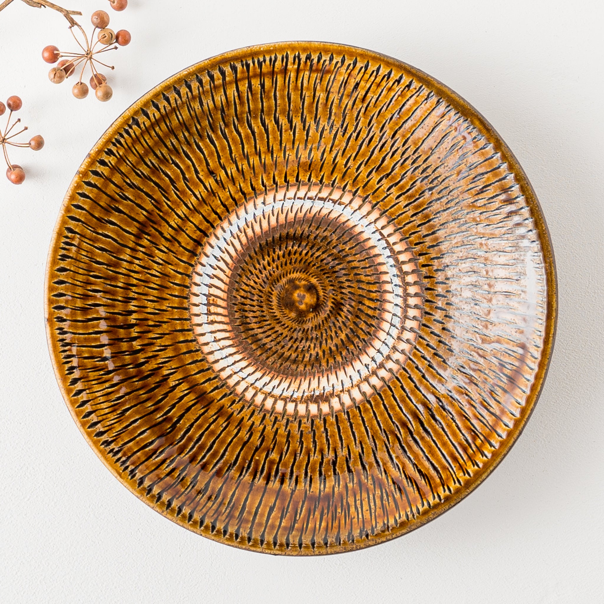 小鹿田焼 坂本庸一窯 8寸皿 飛び鉋 飴色｜和食器通販 四季折折 – 四季