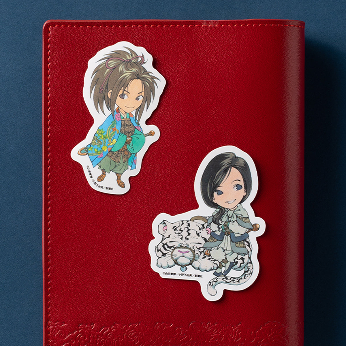 十二国記」ちびキャラダイカットステッカー【四】 – 新潮ショップ