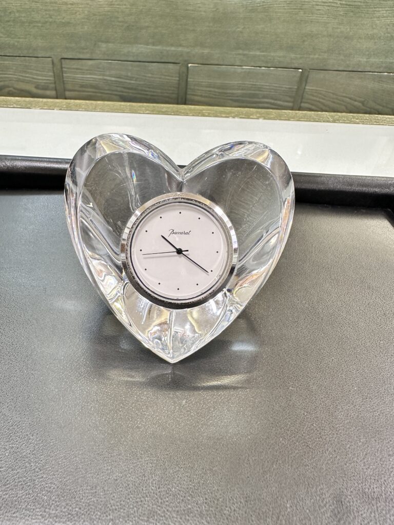 置き時計の電池交換 | 淀屋