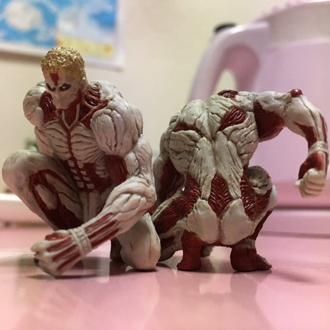 鎧の巨人フィギュア(ダブり): ゆるゆるフィギュア写真館