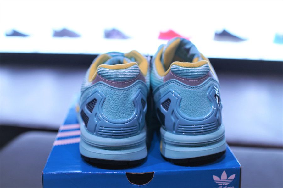 ADIDAS ZX8000 AQUA 忠実に再現された名作！アディダス ZX8000 アクア