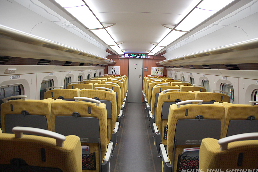 座席探訪 JR東日本 E6系新幹線 秋田新幹線「スーパーこまち