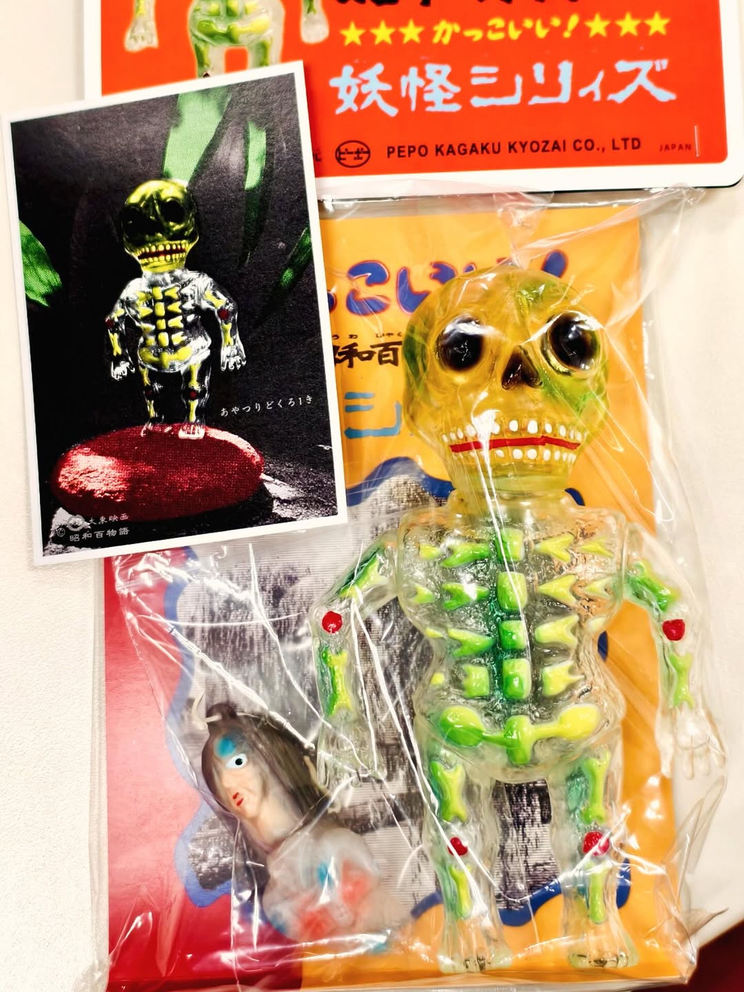 MEDICOM TOY EXHIBITION '25」でシカマァクの「キョンシネーター」登場