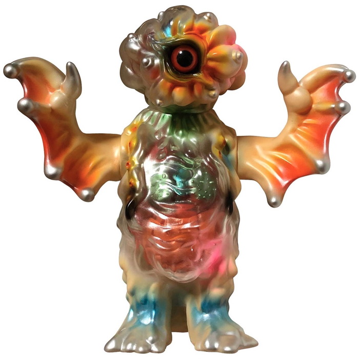 まんだらけ札幌店がサンガッツ本舗、BLObPUS、 MaxToy製ソフビ最新作を