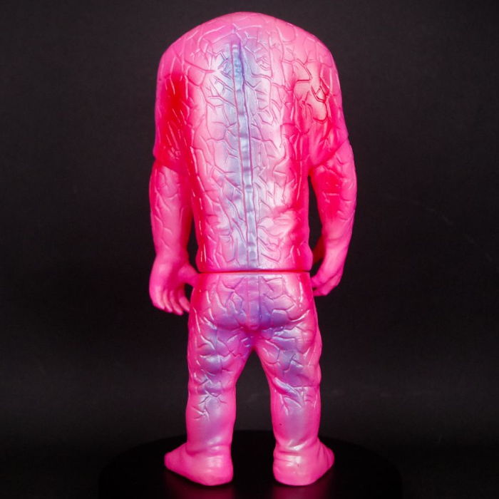 ギャラリー＆ショップ・墓場の画廊にブルマァク製「ジャミラ(ピンク