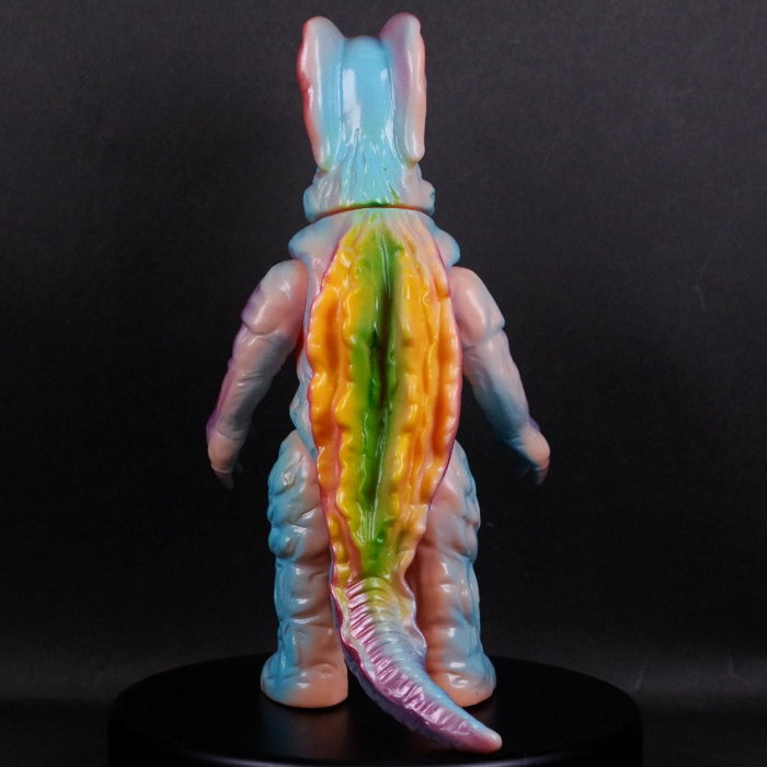 ブルマァクの「ベキラ」をギャラリー＆ショップ・墓場の画廊で受注中