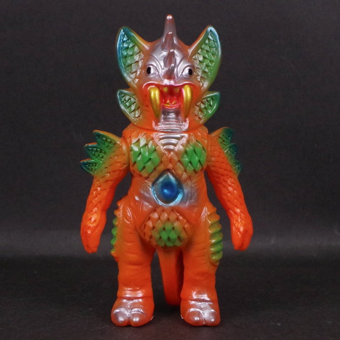 ブルマァク幻の金型から発見された『流星人間ゾーン』ミドルサイズが