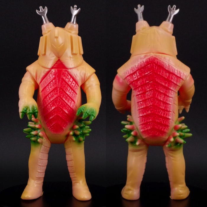 ブルマァクの「原始地底人キング・ボックル」が「カタログカラー」と