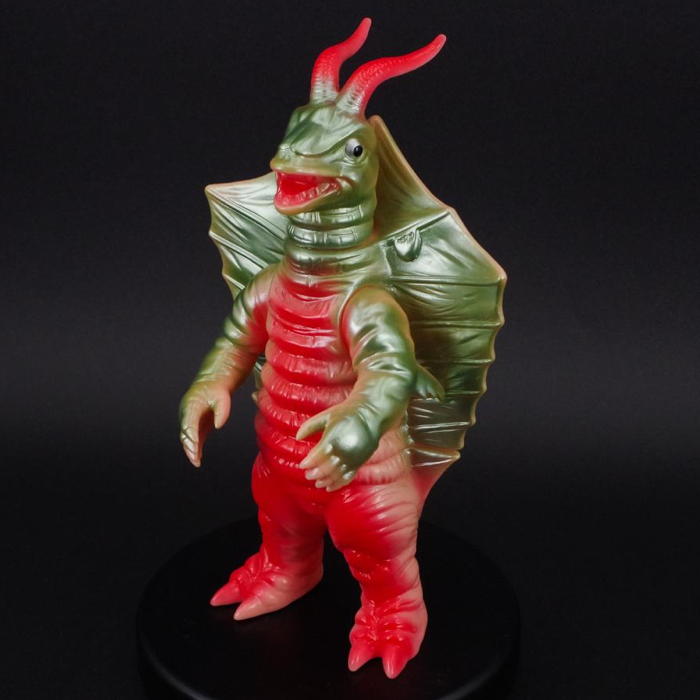 ブルマァクの「変幻怪獣キングマイマイ」の「カタログカラー」も登場