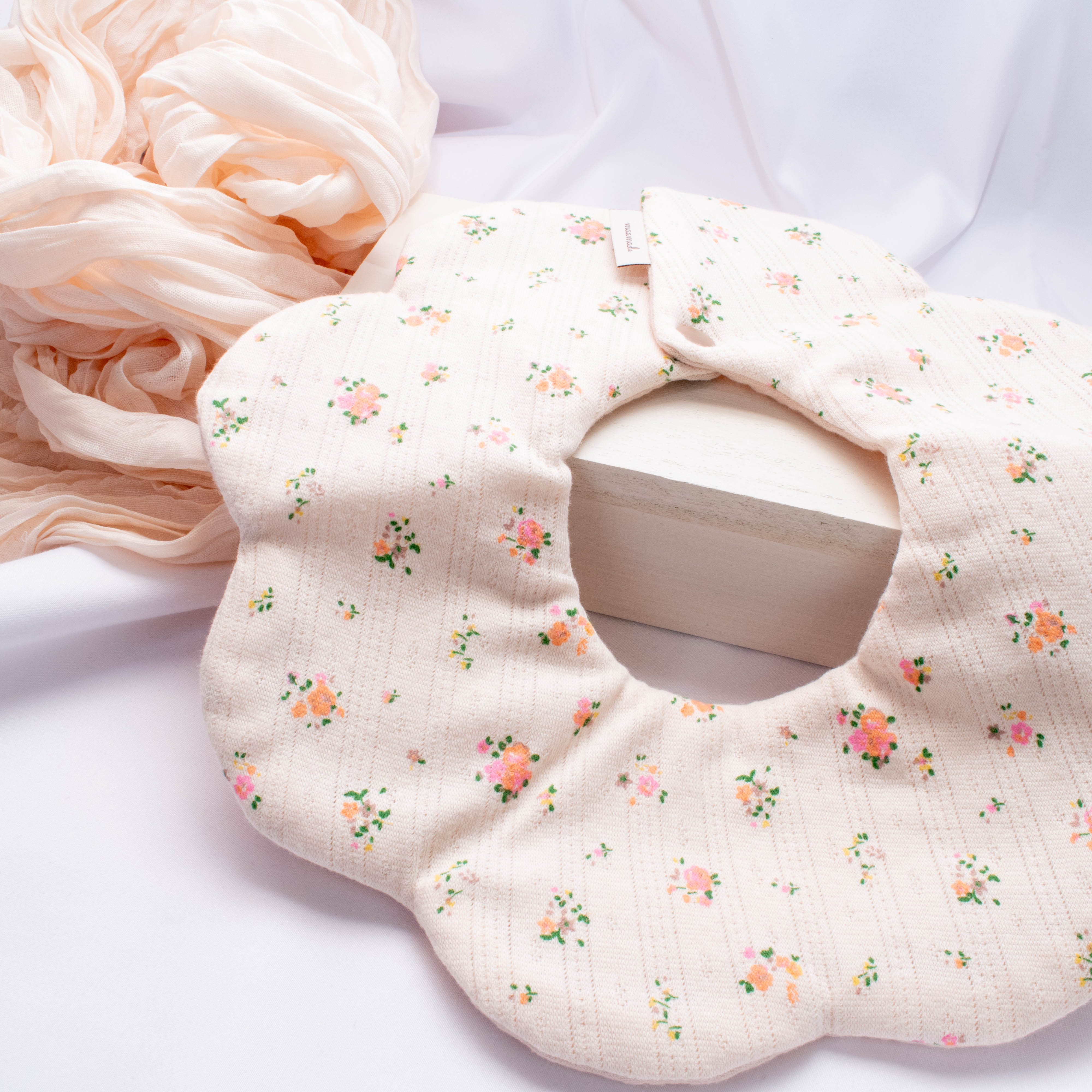 韓国生地のもくもくスタイ【ハート/恐竜/お花柄】｜Sol et lumi