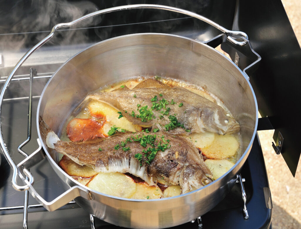 ステンレスダッチオーブン10インチハーフ ST-910HF - SOTO｜ソト