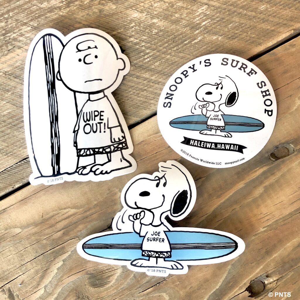 ステッカーを使って自分のオリジナルアイテムを♪ | Snoopy's Surf Shop