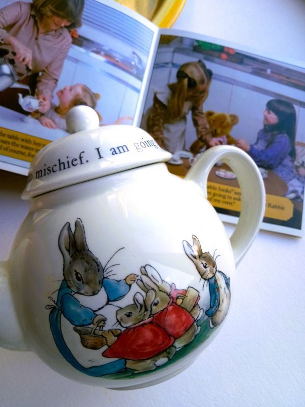 ピーターラビットのティーポット チルドレンズティーセット ウェッジ
