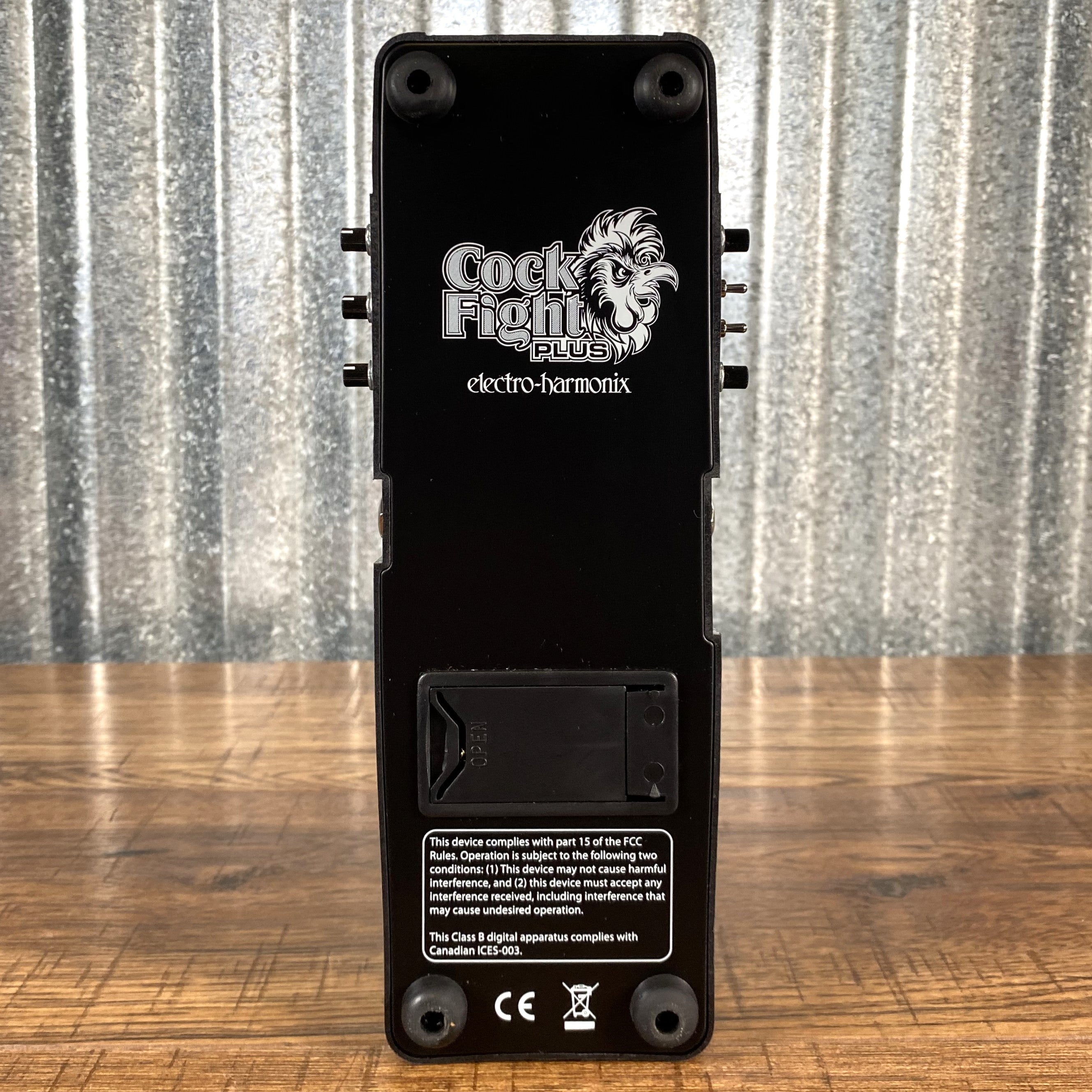 Electro-Harmonix EHX Cock Fight Plus Talking Wah Guitar Effect