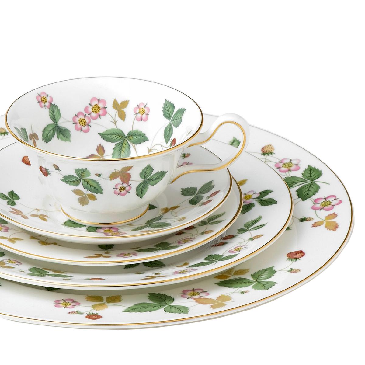 Wedgwood Wild Strawberry Dinnerware | artedona.