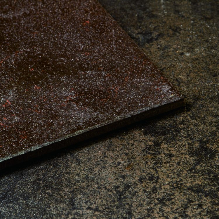 鉄彩 | スワンタイル | 株式会社日東製陶所 株式会社TChic（ティー