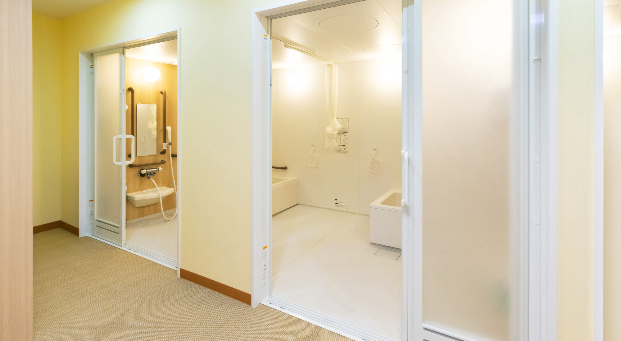 高齢者施設向けユニットバス「アクアハート」ご採用事例 | Panasonic