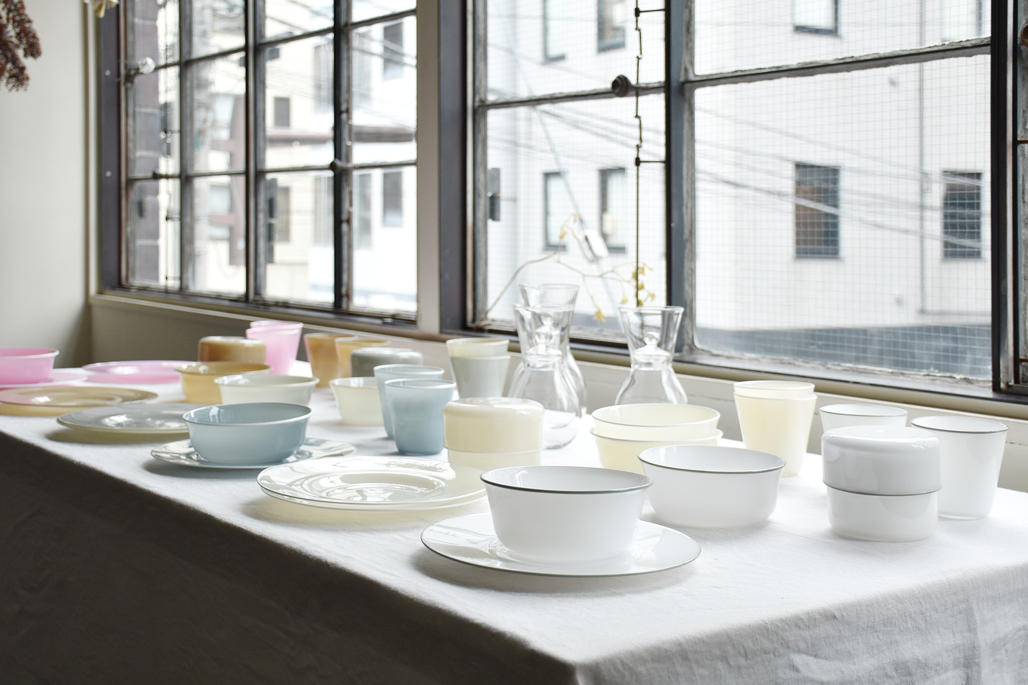 やさしい色を纏うガラス ：黒川登紀子 | SUNNY CLOUDY RAINY（サニー