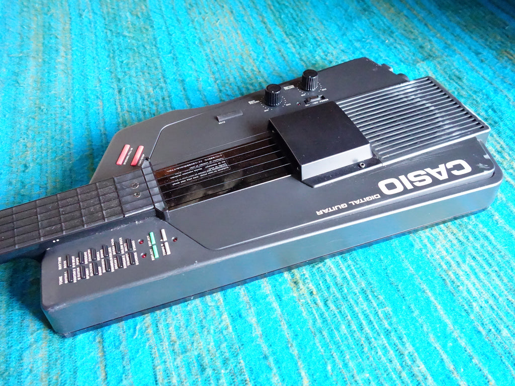 CASIO DG-1 Digital Guitar Synthesizer - Serviced - w/ Original