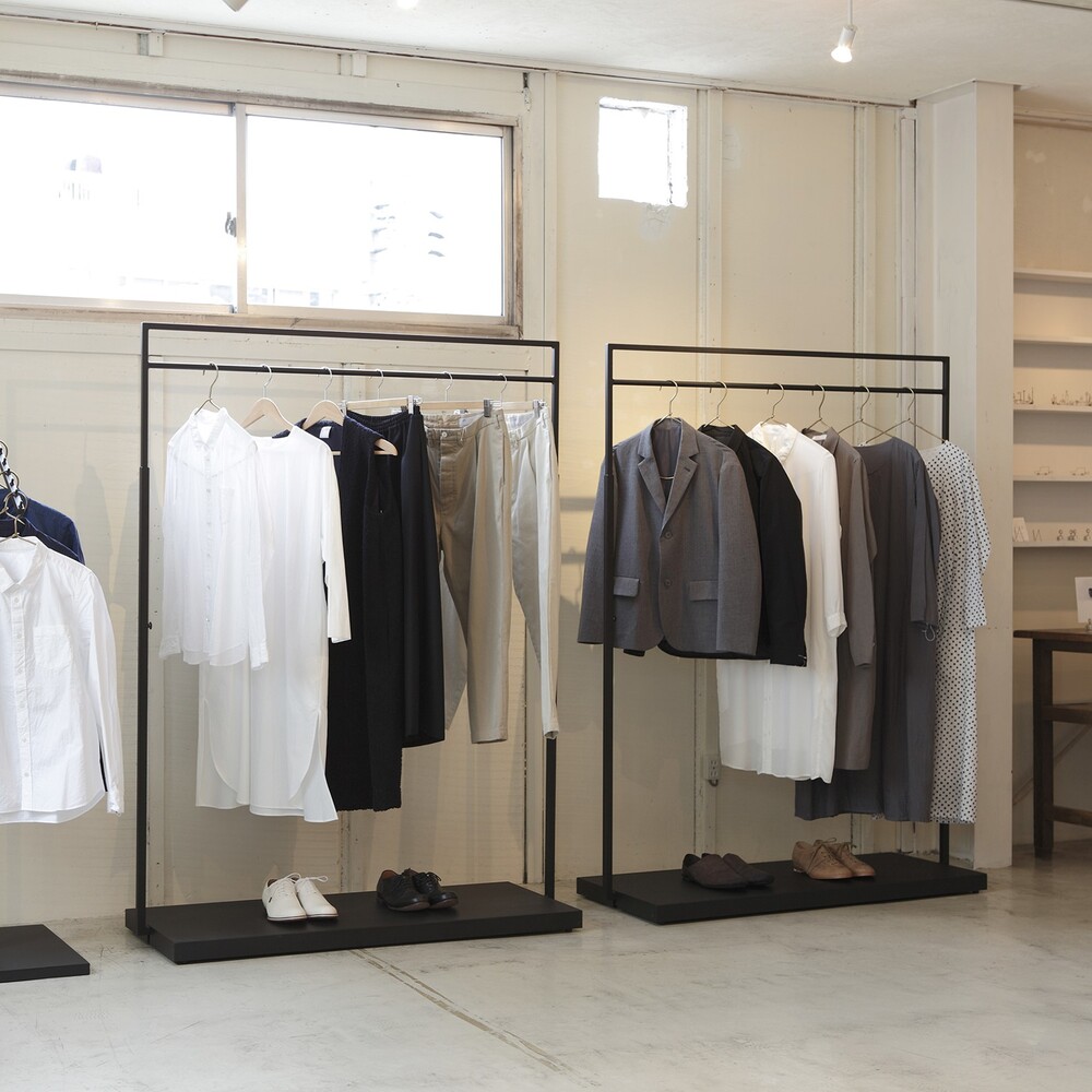 NハンガーラックC 900/1200 棚板付 BLACK | SUGIYAMA | Japanese