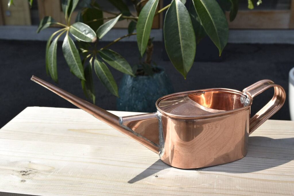 銅製 竿長如雨露（じょうろ）｜職人による手作業仕上げで唯一無二の