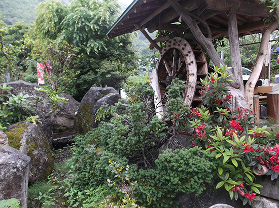 水車紹介、料金｜水車製作修理販売｜水車工房「山水車」