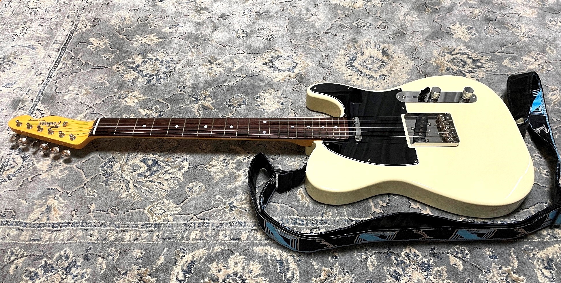 guitar | Tomoaki Sugita