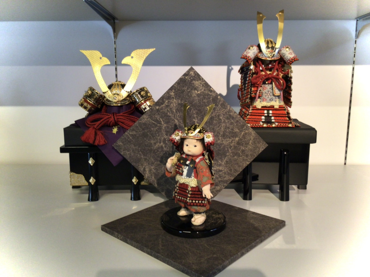 五月人形の飾り方の種類は3つ！ 特徴や選び方 - 公式サイト｜鈴甲子雄