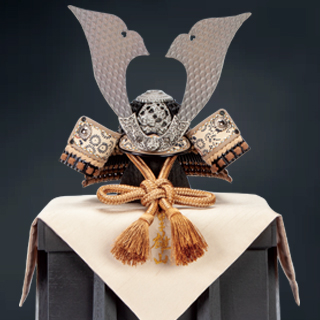 鈴甲子｜奉納之鎧兜 - 公式サイト｜鈴甲子雄山・平安道斎・人形工房壹