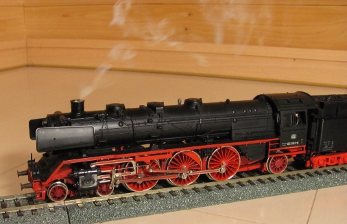 ドイツ急行旅客用蒸気機関車 3